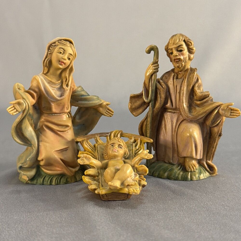 Vintage ITALY Holy Family Nativity Figures 3.25" Christmas Mary Joseph Jesus
